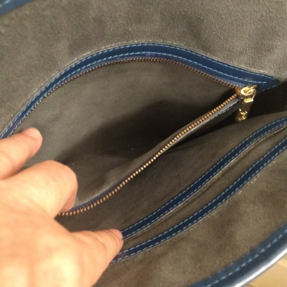 Louis Vuitton Special Order Bucket GM Epi - Picture 10 of 16